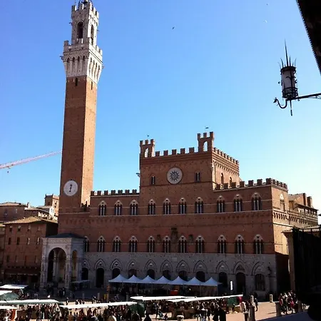 Antica Residenza Cicogna * Siena